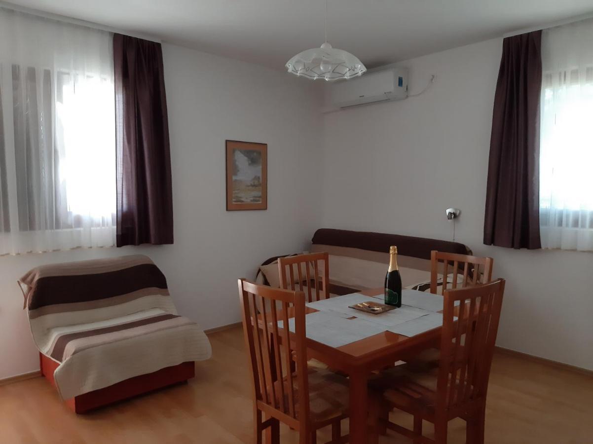 Apartments Agrijan Maslenica Luaran gambar